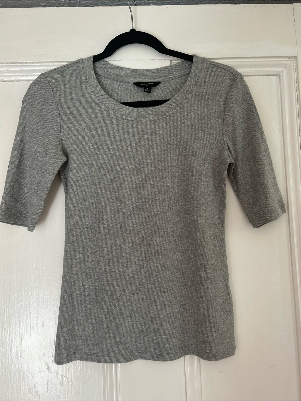 Banana Republic Light Heather Gray Knit Top size S cotton/spandex